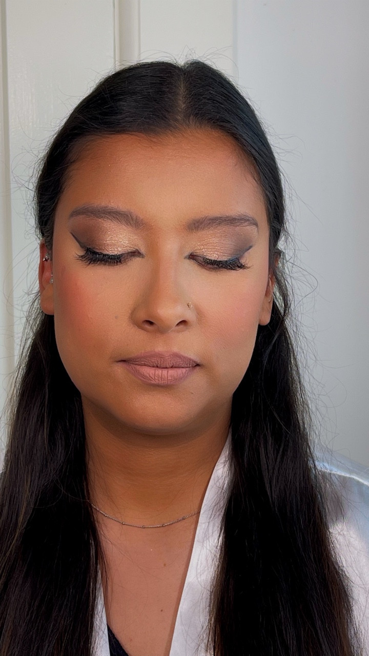 Flawless skin, soft shimmer, and the perfect wing—this bridal-inspired glam is giving elevated elegance! ✨ Whether you’re walking down the aisle or celebrating a special event, this look is timeless and stunning.



#LTKWedding #LTKBeauty #LTKStyleTip