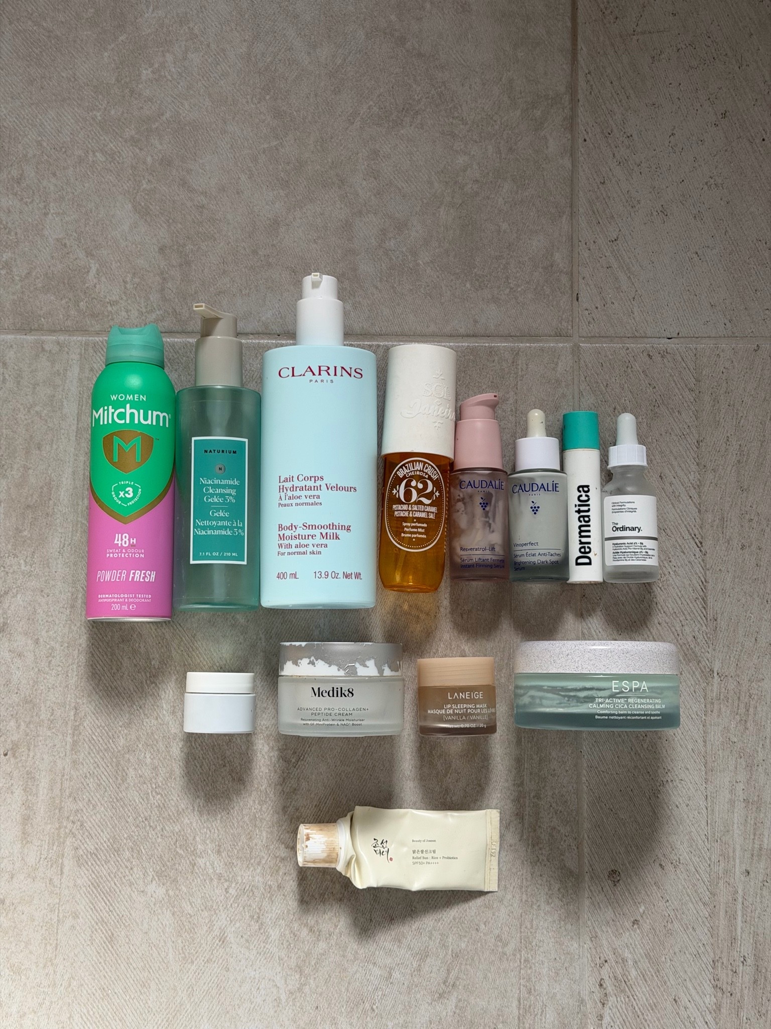September beauty empties I would rebuy over & over again 👏🏻🧖🏼‍♀️ 10/10 

beauty empties, skincare review, skincare products