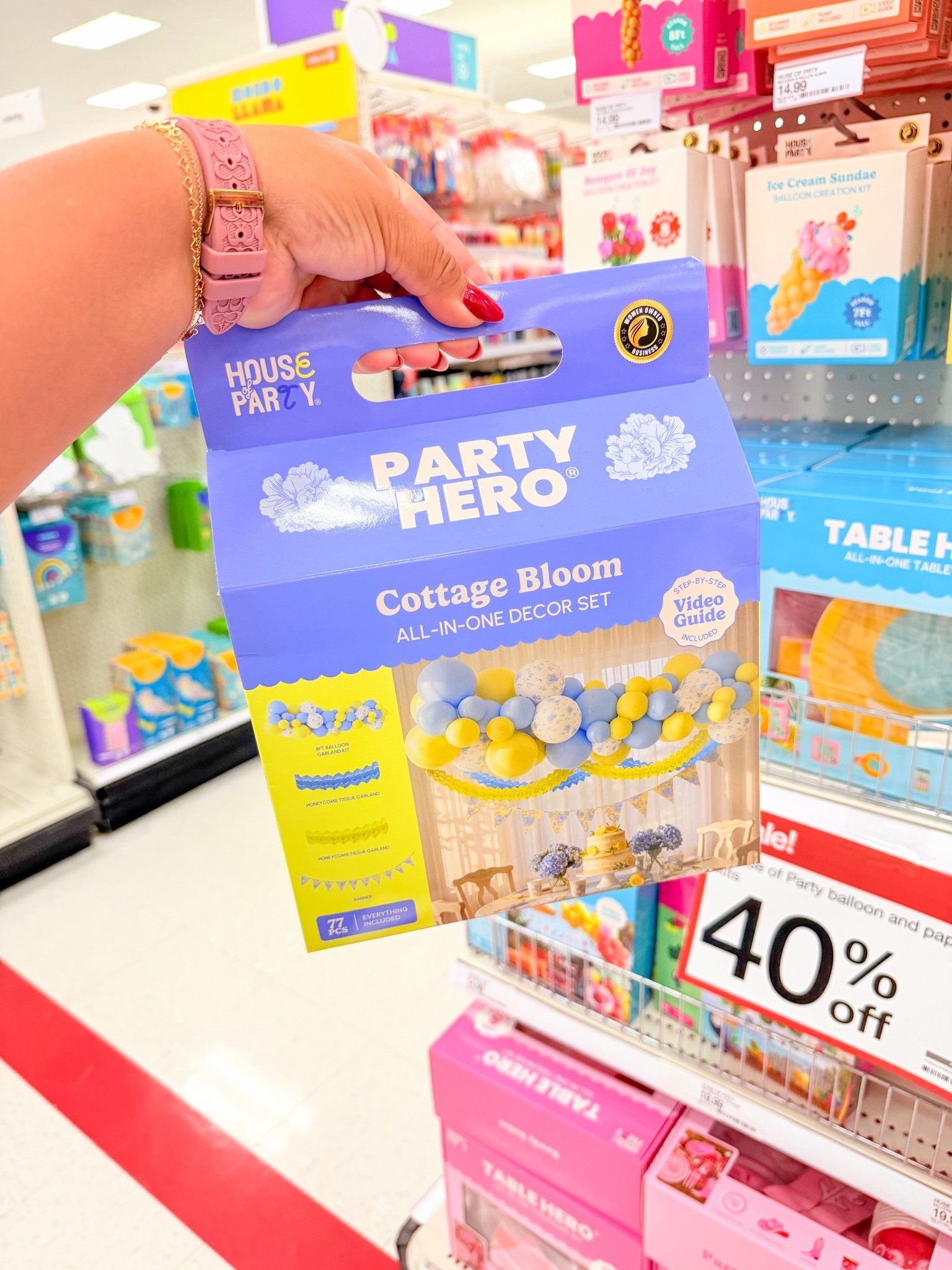 Save 40% off party decor kits ✨

#LTKmomlife #LTKSeasonal #LTKSaleAlert
