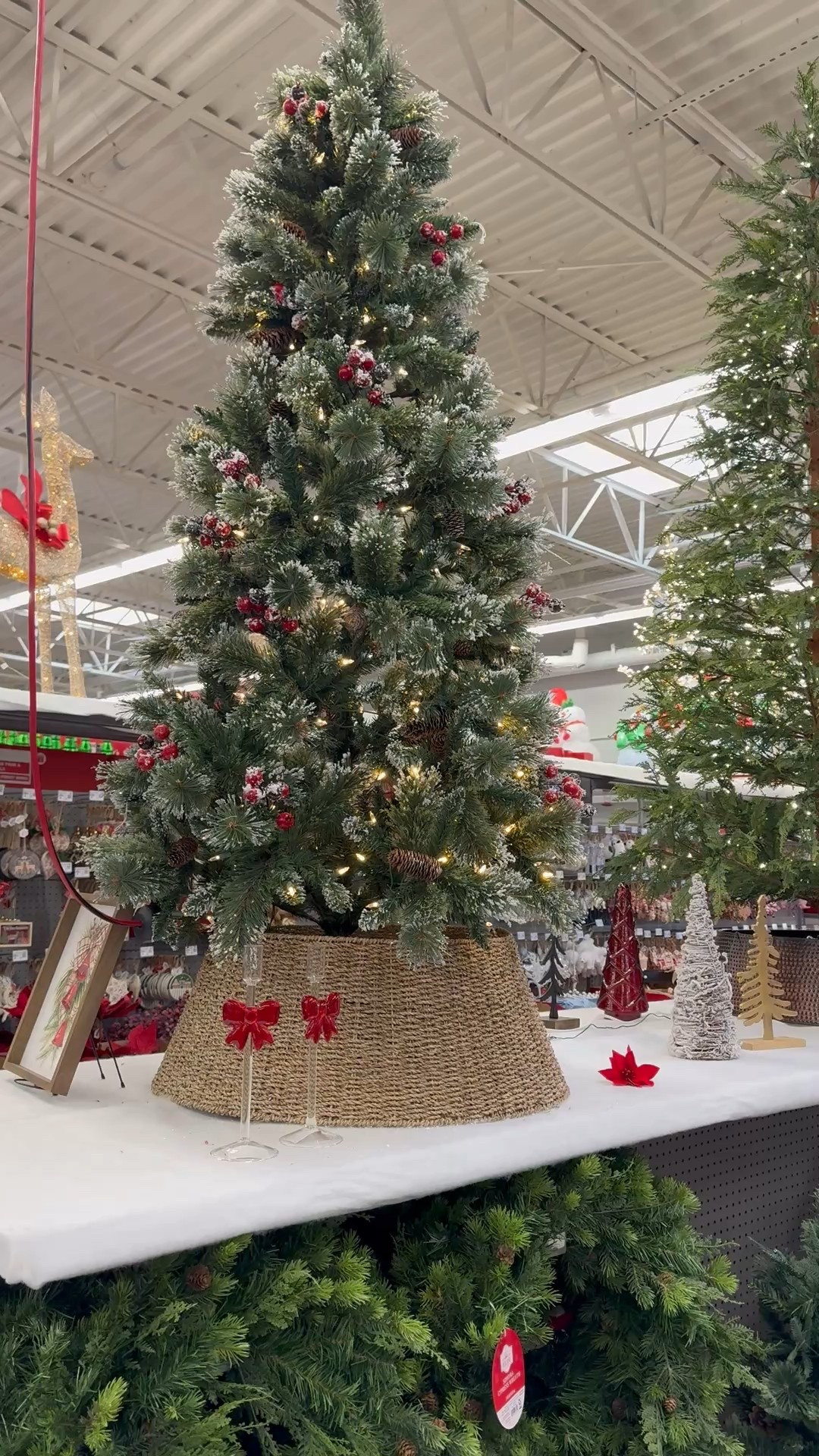 Christmas trees, holiday decor, Christmas decor, Walmart Home


#LTKHome #LTKHoliday #LTKCyberWeek