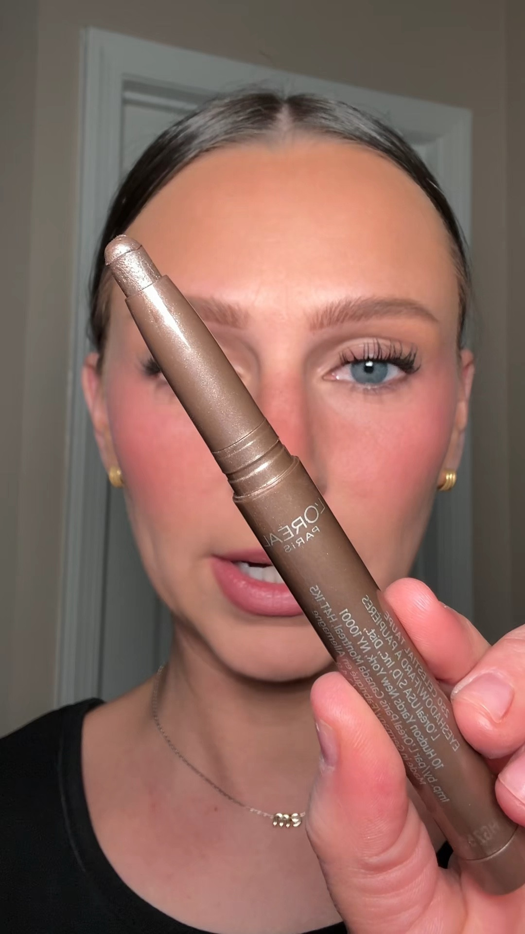 Easiest eyeshadow EVER🤍

#LTKBeauty #LTKSaleAlert #LTKmomlife