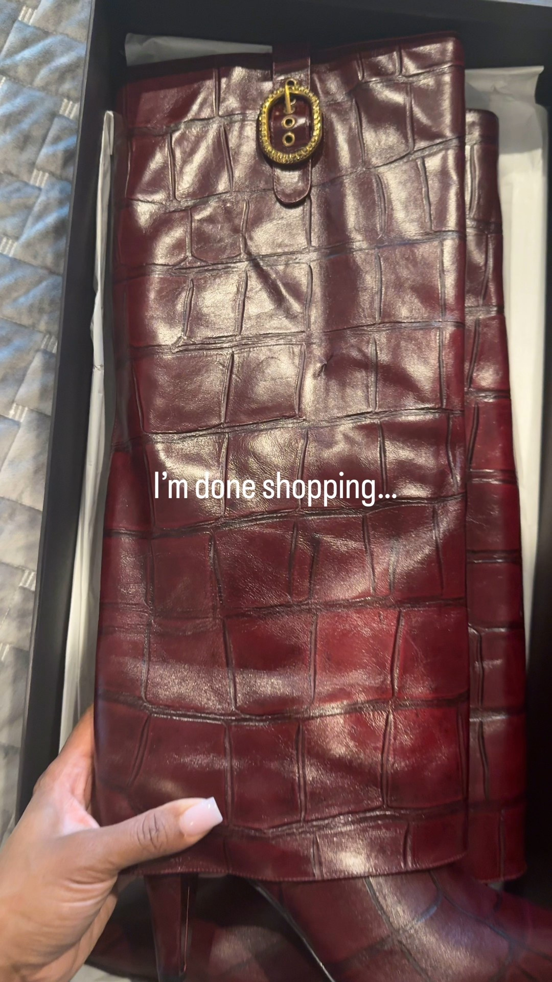 Who can’t resist a good shoe sale is me!

I grabbed these with no hesitation and you can too before they are gone! My girls who wear a 10+ I got you and these are comfortable I danced all night! 

Comment LINK below or head over to my LTK in bio! 

#shoesale #bootseason #fashioninfluencer #outfitinspo #galentinesday 

#LTKgrwm