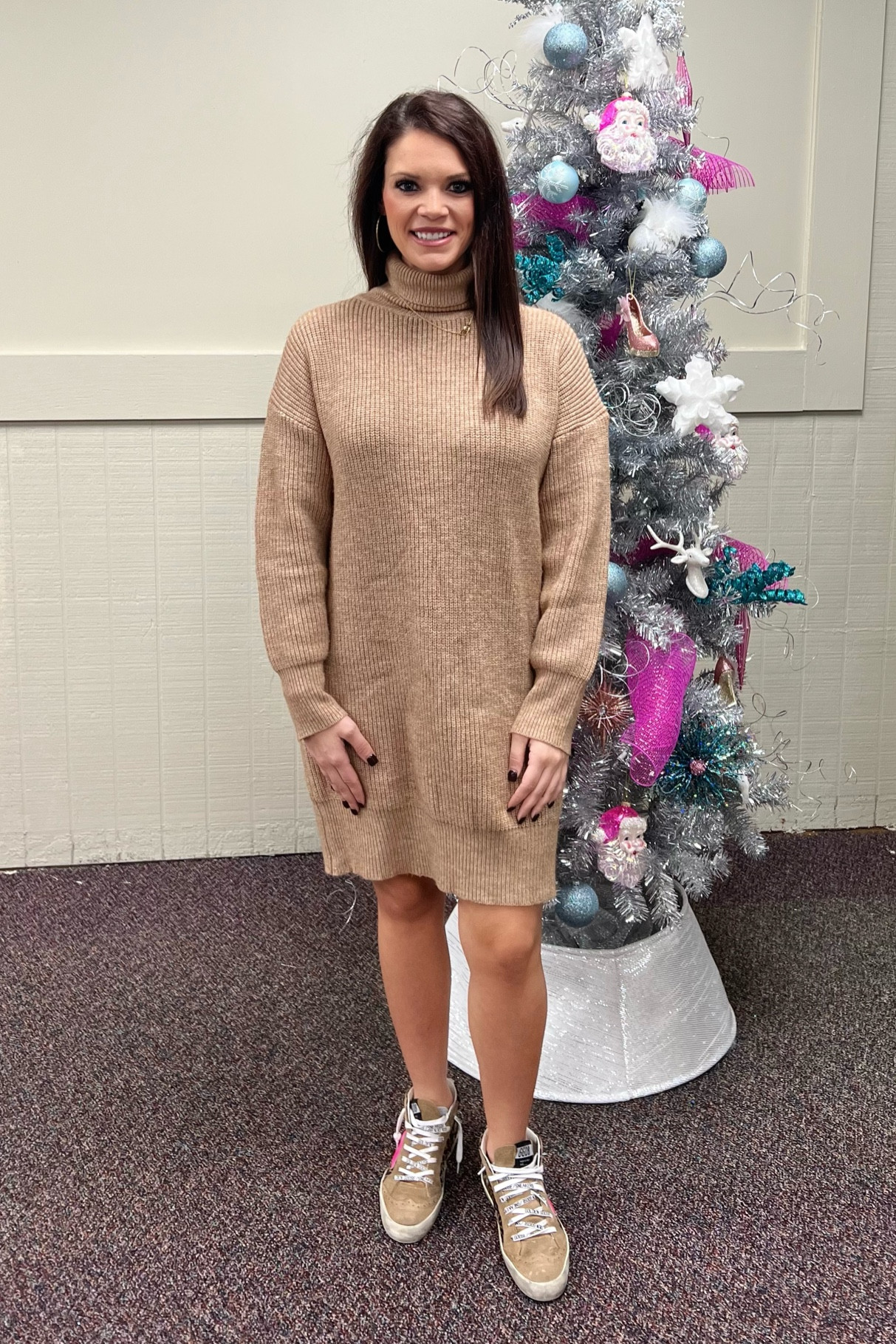 Sweater weather is upon us! Cozy up in one of my favorite sweater dresses! 

To shop my looks:
Click on the link in my bio
download the free @LIKEtoKNOW.it app
Follow me @jordannowell
#liketkit
@shop.itk


#bloggerbestiesxo #holidaypartyoutfitideas #whattowearwednesday #sweaters #sweaterweather #staywarm #cozy #fashion #ootd #outfitinspo #outfitinspiration #ootd #style #shopserafina #outfitoftheday #clothing #shopping #fashion #SWEATERS

#LTKSeasonal #LTKfit #LTKFind