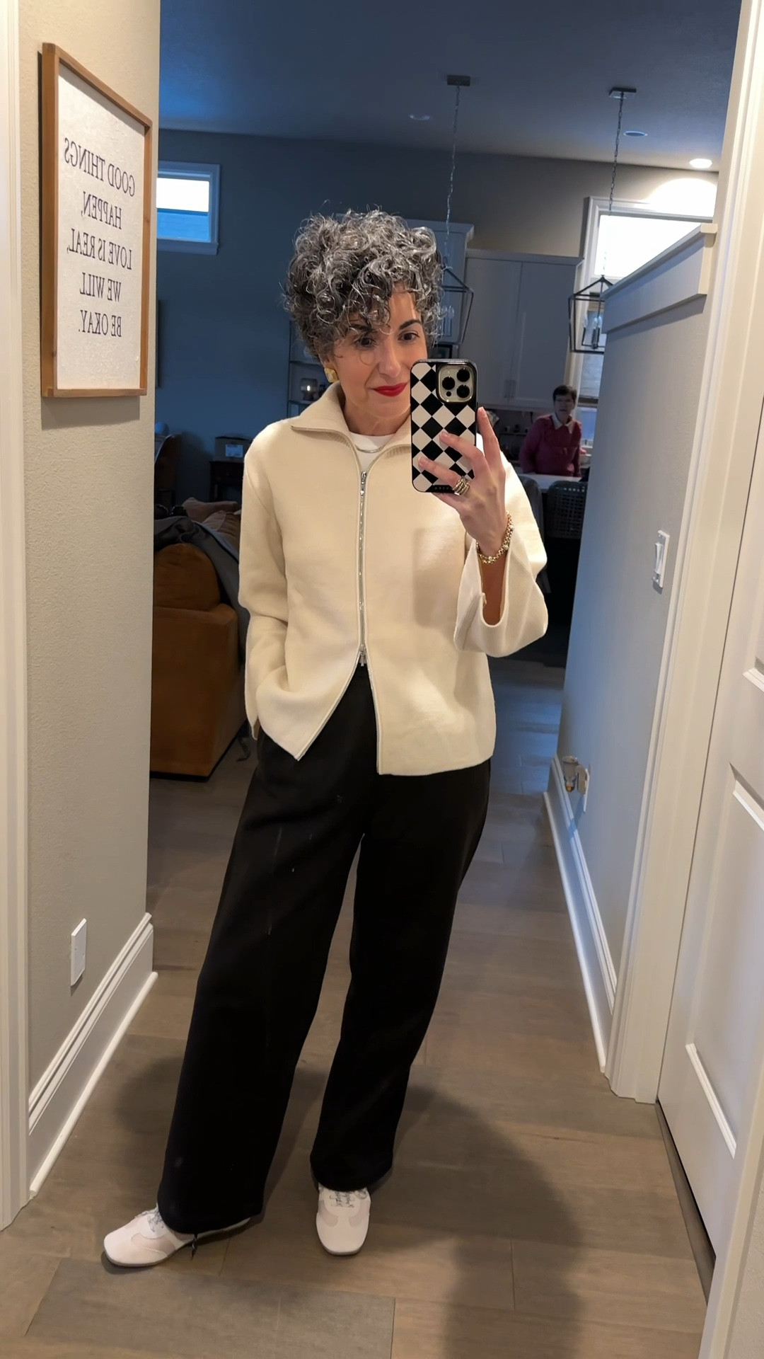 Friday Movie OOTD - went super cozy and comfy! This sweater runs a little oversized but it’s SO soft (not itchy!) and warm! I’m in a smalll

#LTKootd