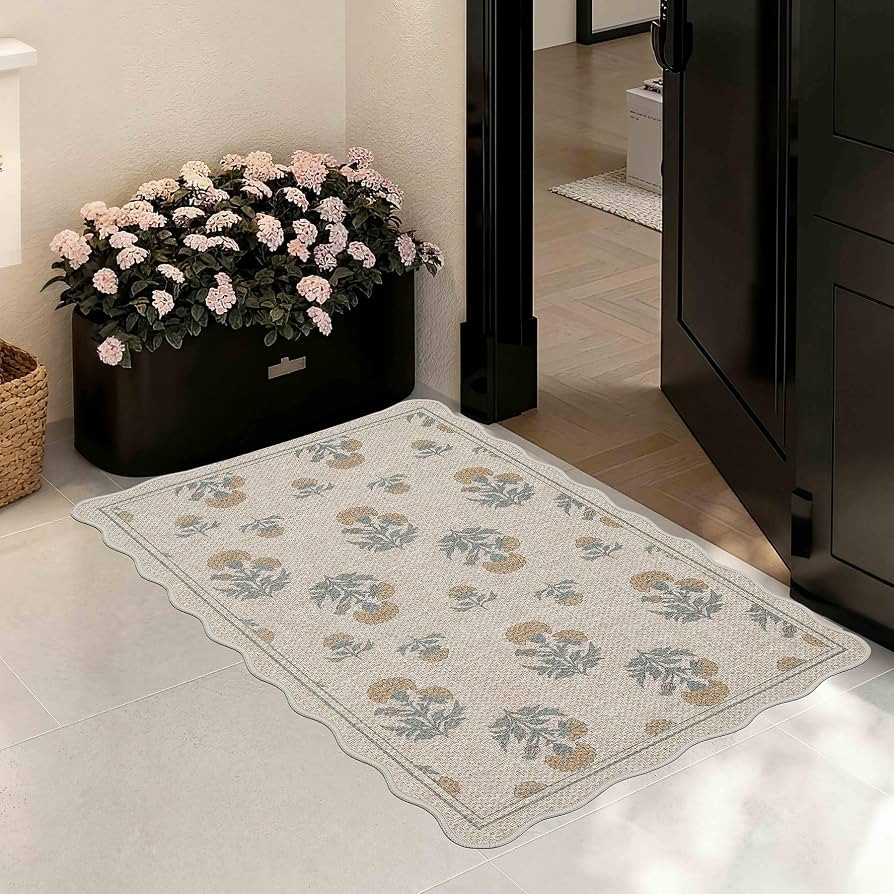 ORTIGIA Scalloped Easy Jute 2x3 Area Rug Vintage Yellow Floral Farmhouse Washable Rug Non-Slip In... | Amazon (US)
