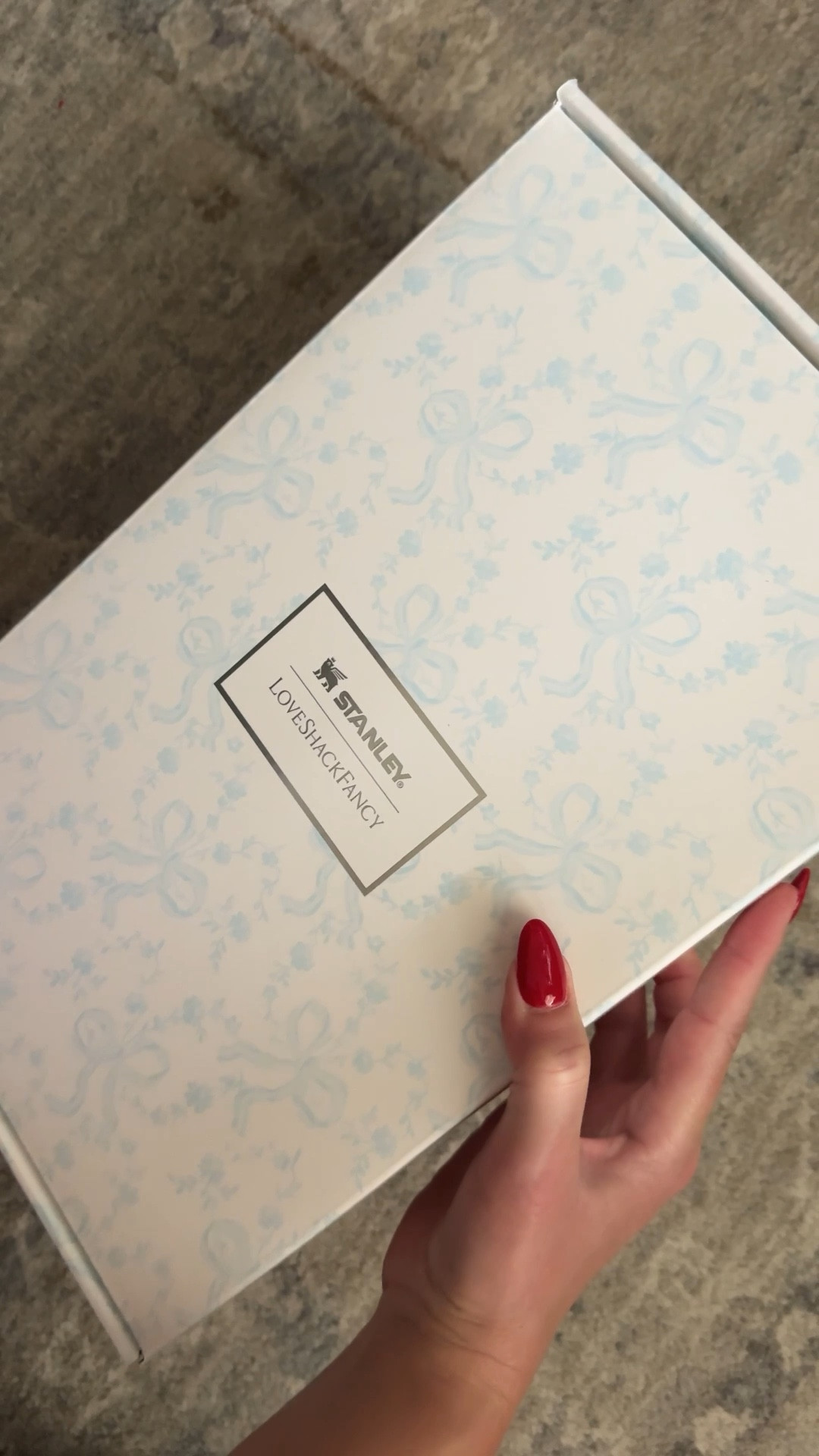 Even the box is pretty 🩵 love this love shack fancy x Stanley collab of course I had to get it in pink too 🎀 


#tween #christmas #bow #stanley #waterbottle #10yearoldgirl #wishlist 

#LTKFindsUnder100 #LTKGiftGuide #LTKHoliday