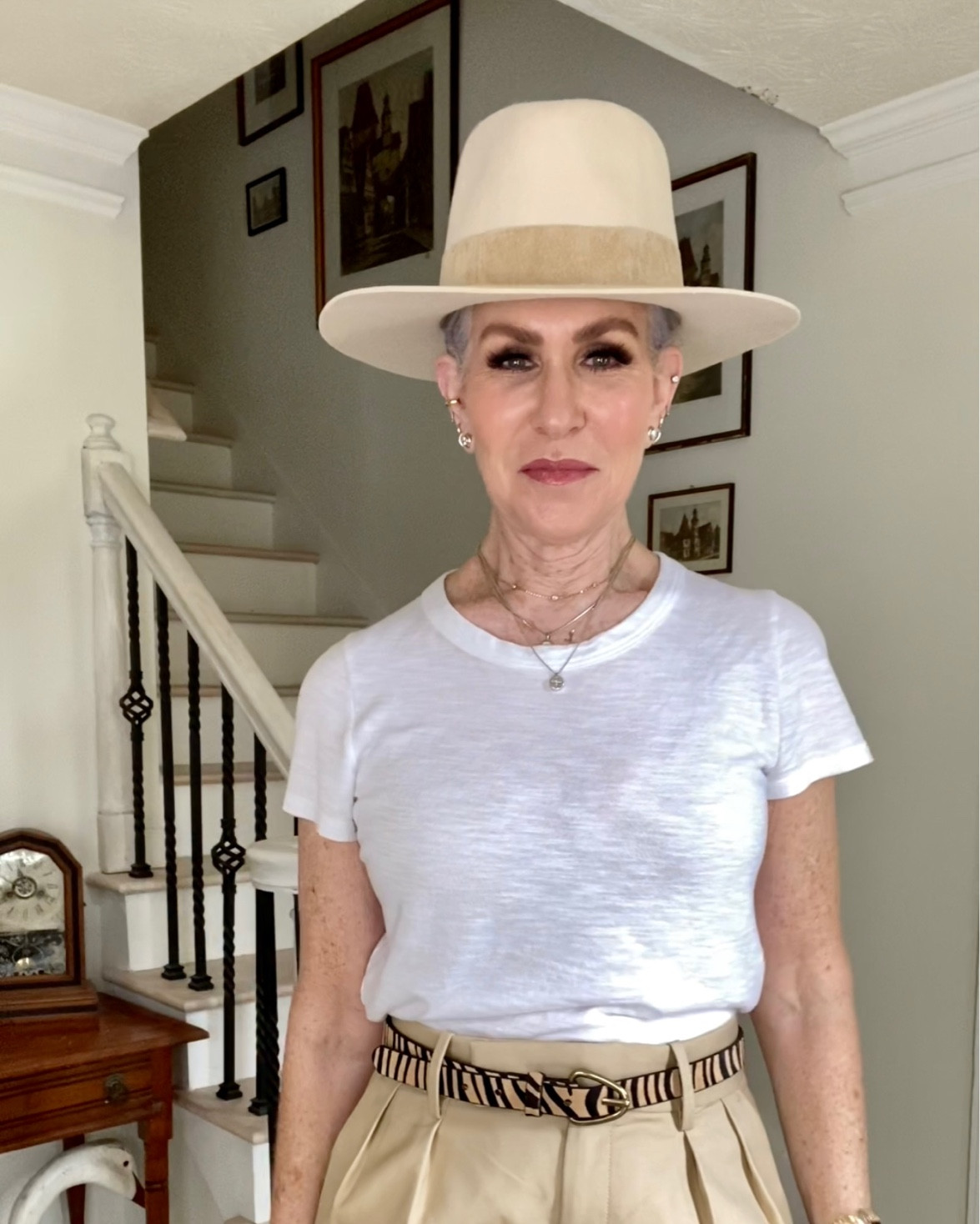 Staple Accessories for Fall: Hats & Sunglasses




#LTKstyletip #LTKtravel #LTKSeasonal