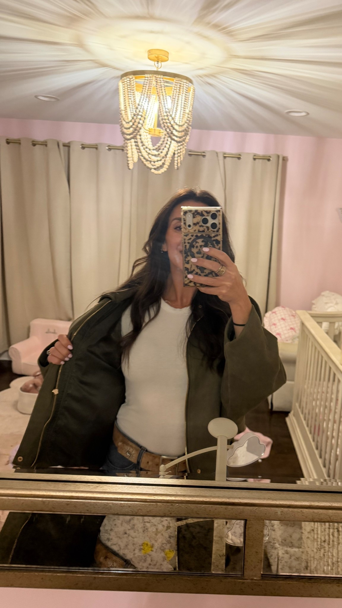 Always looking for the best white tee and this one is a good one 

#LTKdayinmylife #LTKmomlife #LTKxAerie