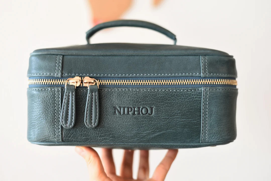 Leather Toiletry Bag Gift for Wife Personalized Gift for - Etsy | Etsy (US)