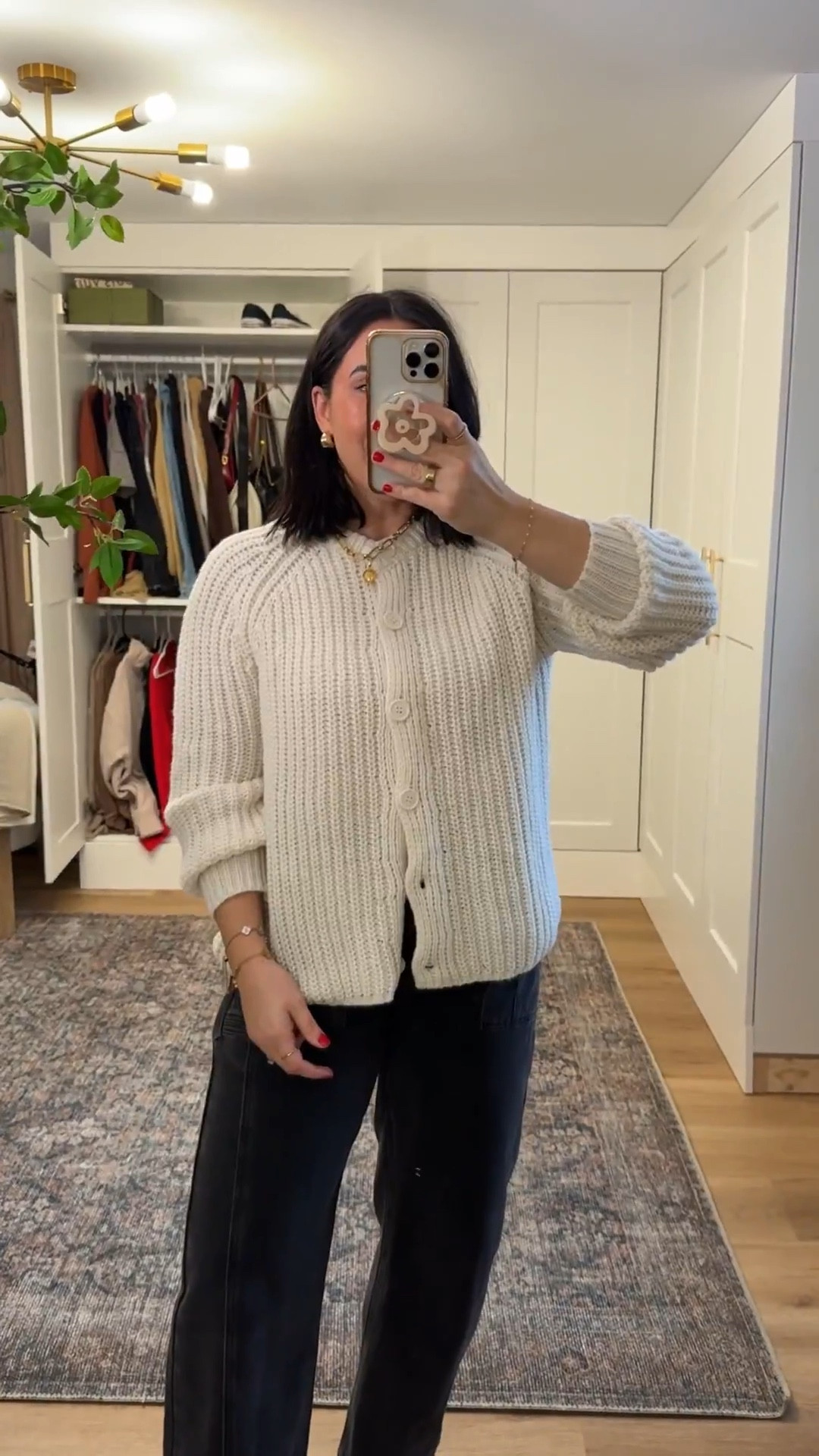 This cozy cardigan from Amazon is everything! Seriously so soft, great quality, looks high end for half the price! A   perfect addition to a winter capsule wardrobe. 

Winter mom, winter outfit, affordable fashion, midsize

#LTKMidsize #LTKFindsUnder50 #LTKStyleTip