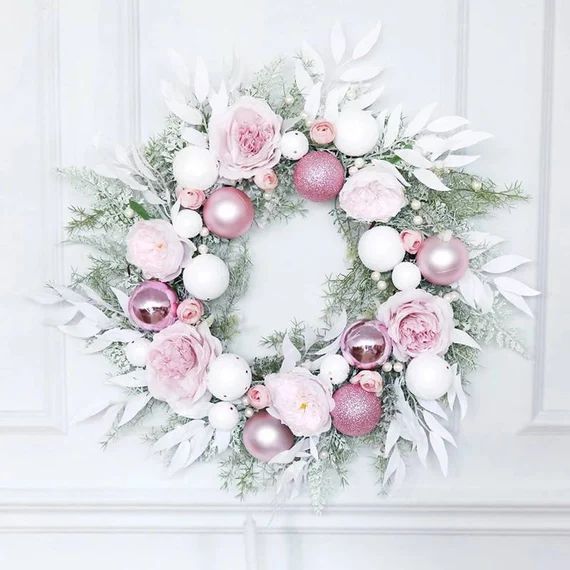 Pink Christmas bauble and rose wreath large | Etsy (US)