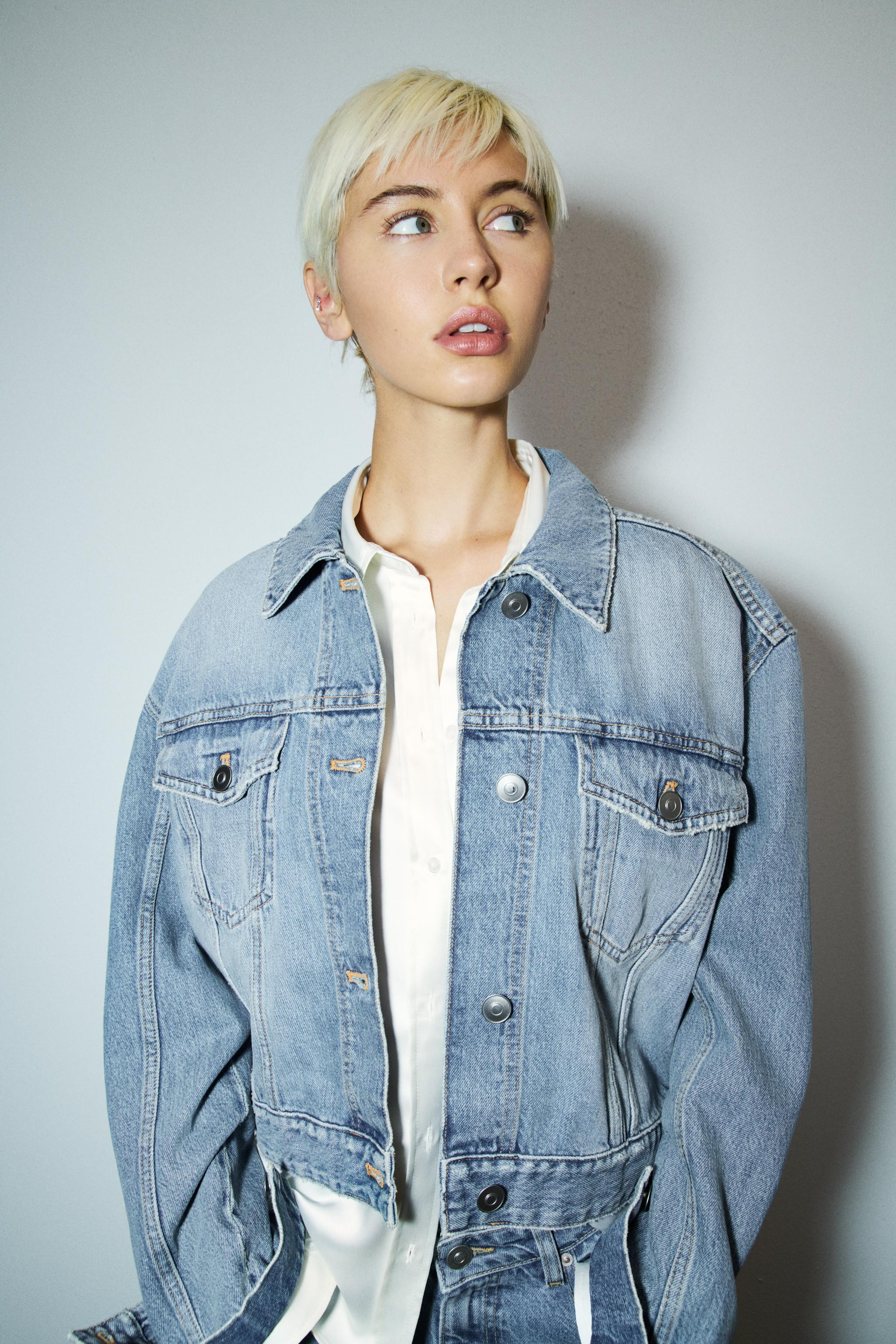 Collared, long sleeve jacket with cuffs. Patch pockets on the chest. Rhinestone bow detail on the... | Zara UK