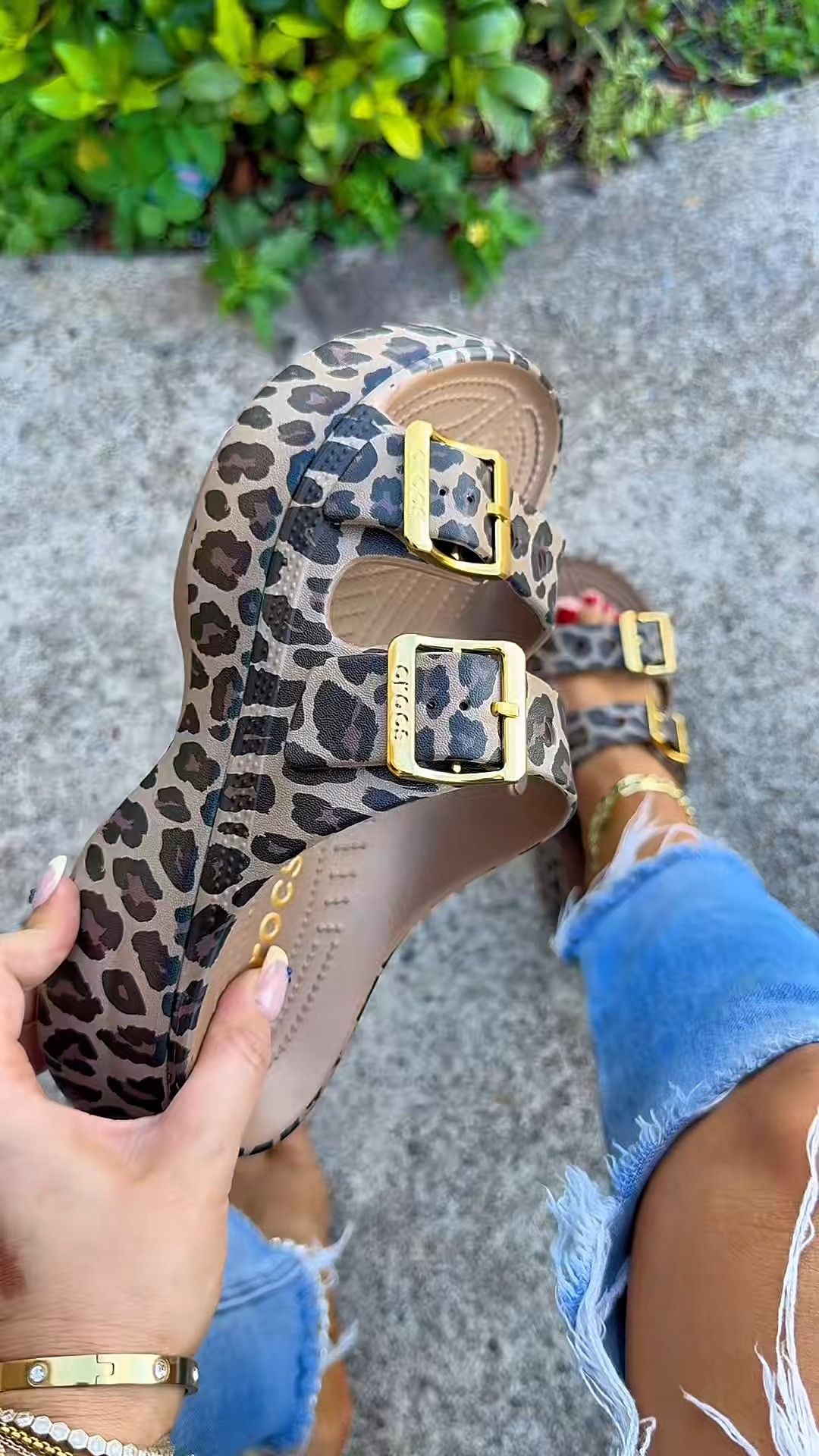 Leopard girlies, look at these new crocs! #crocssandals #crocs #crocssaturday #platformsandals #ad @Crocs  

 #LTKootd #LTKWorkwear #LTKTravel