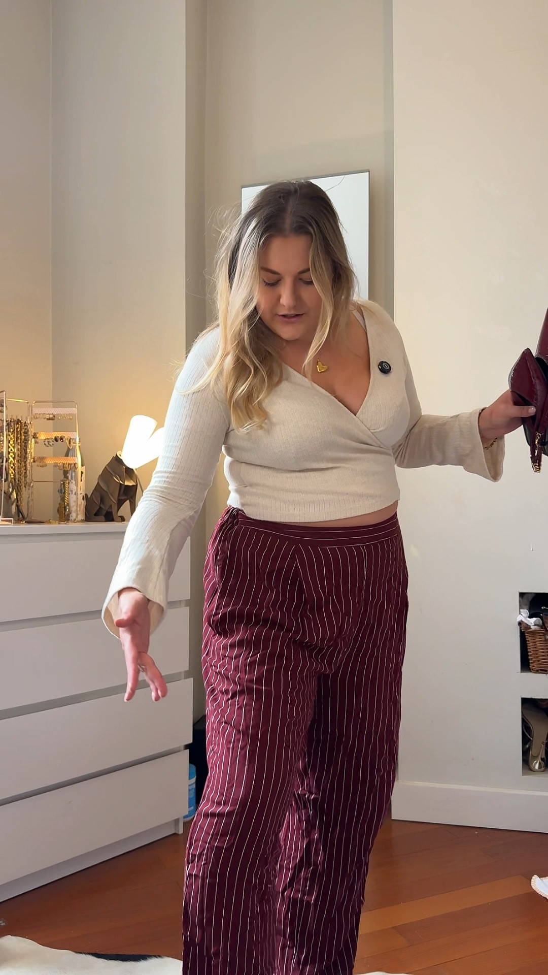 Leaning into the burgundy trend for autumn and it’s a vibe 😍

🪩 Trousers size 18
🪩 Cardigan size L
🪩 Burgundy shoes size 7 wide fit
🪩 White shoes size 7 regular fit 
🪩 Shirt size 16 

#LTKmidsize #LTKautumn #LTKcurves