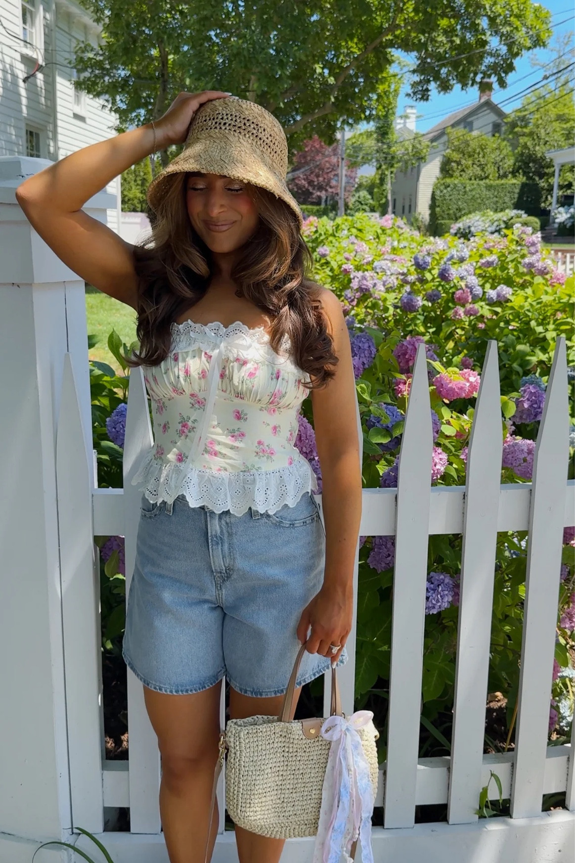 Bloom in style 🌸 This floral top is your perfect plus-one for breezy Hamptons weekends—effortless, elegant, and endlessly beautiful 

#LTKSeasonal #LTKU #LTKStyleTip