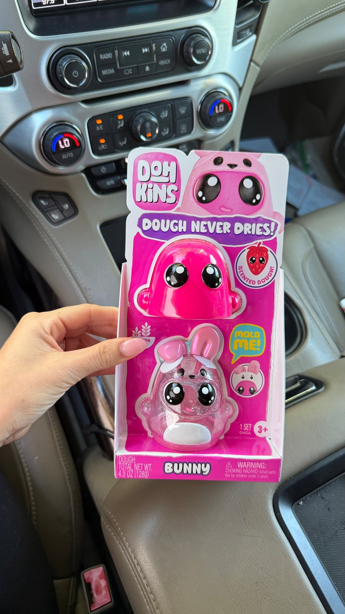 Cutest little find for the girls 💗 This bunny Doh Kins smells amazing, never dries out, and is perfect for keeping little hands busy! 🐰 comes in different colors! #kidsactivities #dohkins #sensoryplay #kidsentertainment #toddleractivities #momfinds #kidsfun #sensorytoys #playdoughfun #ltkfinds #ltkfamily #ltkkids #toysforkids #kidscrafts #momlife


#LTKTravel #LTKKids #LTKActive