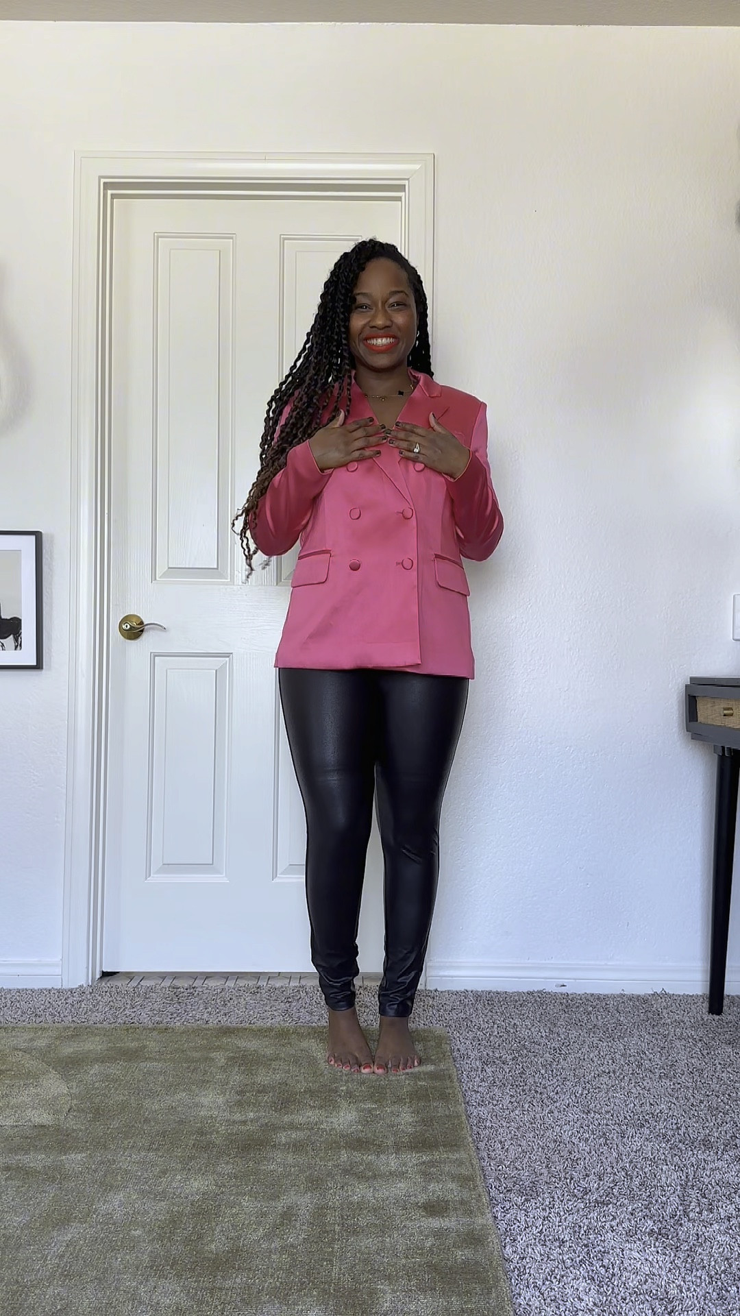 #WalmartPartner 💕 I’m partnering with @walmart to bring you 4 date night looks for Valentine’s Day!

I picked out 4 looks on Walmart.com to be delivered to my house for different date night locations. Here is the breakdown of each look:

𝙳𝚒𝚗𝚗𝚎𝚛 𝚊𝚗𝚍 𝚊 𝙼𝚘𝚟𝚒𝚎: 💖 Sofia Jeans Women's and Women's Plus Off the Shoulder Dress with Blouson Sleeves - Sizes available are XS-4X

𝙰𝚌𝚝𝚒𝚟𝚎 𝙳𝚊𝚝𝚎: 💜 Love & Sports Women’s Bike Shorts - Sizes available are XS-XXXL
🤍 Love & Sports Women's Cropped Logo Sweatshirt
🧡 Love & Sports Women's William Crossbody Handbag, Orange Luster (also comes in 4 other colors)

𝙽𝚒𝚐𝚑𝚝 𝚘𝚗 𝚝𝚑𝚎 𝚃𝚘𝚠𝚗: 🩷 Sofia Jeans Women's Stretch Satin Double Breasted Blazer - Sizes available are XS-3XL
🖤 Time and Tru Women's Faux Leather Leggings - Sizes available are S-3XL
🩶 Sofia Jeans Women’s Sleeveless Sweater Bodysuit - Sizes available are XS-3XL

𝚂𝚝𝚊𝚢 𝙸𝚗: ❤️ Joyspun Women’s Lace Trim Satin Cami Set - Sizes available are S-3X
🖤 Joyspun Women’s Knit Robe-Sizes S/M - 2X/3X

What’s the look you are going for this Valentine’s Day? Check on @Walmart first find your perfect look! 💕



#LTKstyletip #LTKVideo #LTKSeasonal