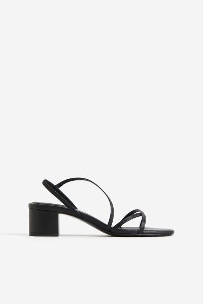 Block-heeled Sandals - Low heel - Black - Ladies | H&M US | H&M (US + CA)