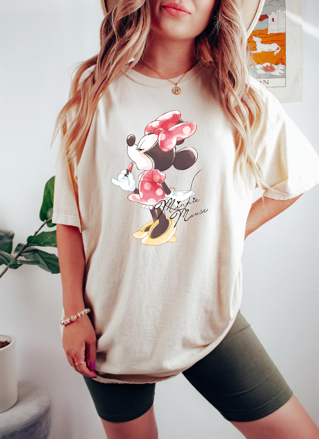 Comfort Colors® Disney Classic Minnie Mouse Pose Shirt, Minnie Shirt, Disneyland Holiday Vacatio... | Etsy (US)