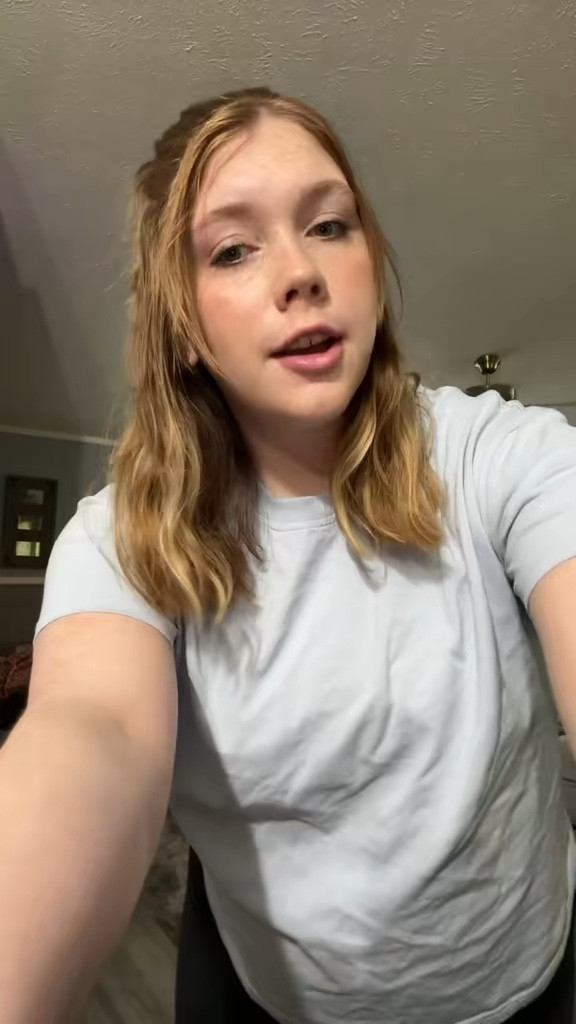 Top from Ethree Boutique! 
Leggings Halara

#LTKBump #LTKWatchNow