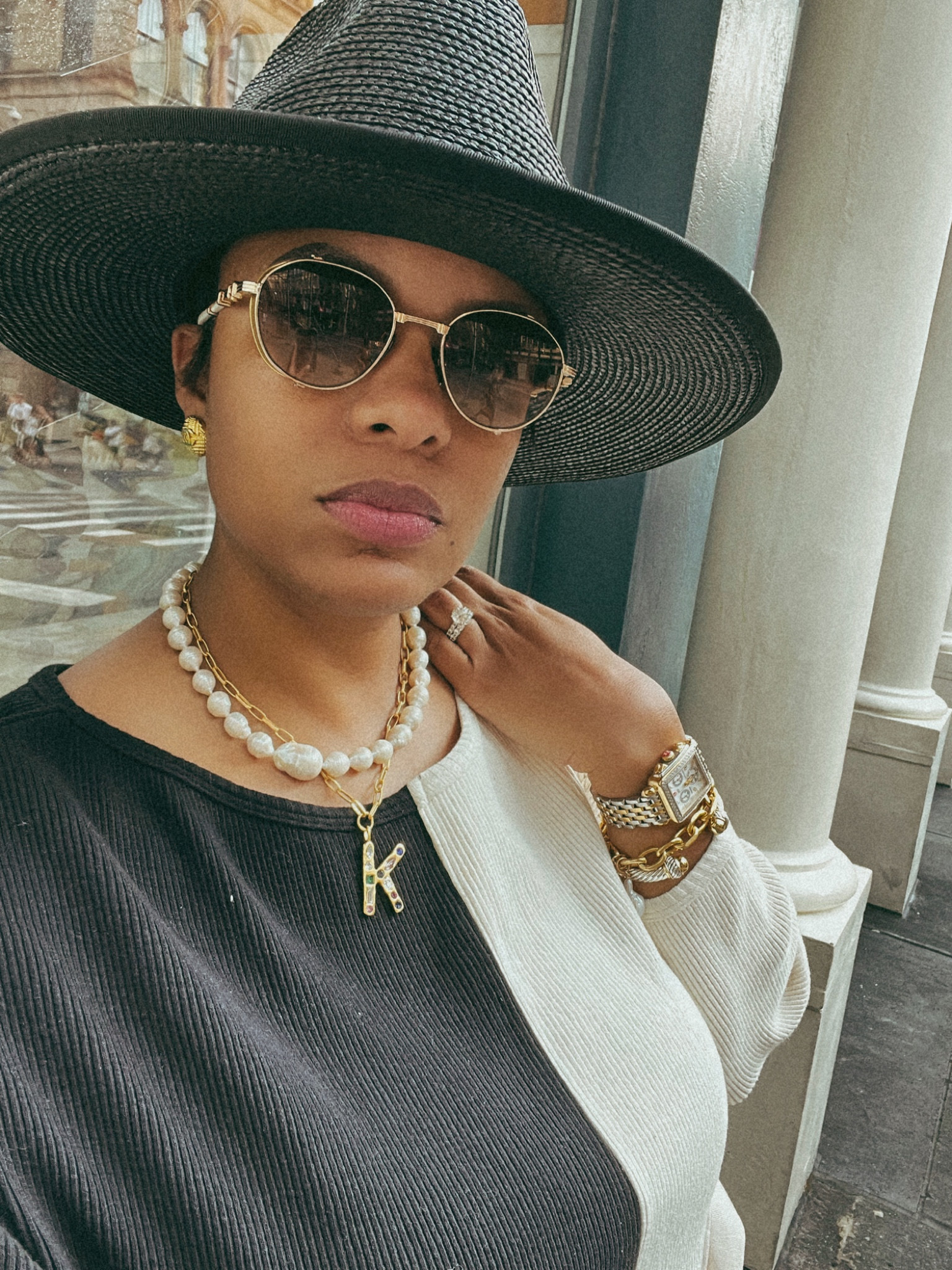 Black and white with bejeweled pops

#LTKstyletip