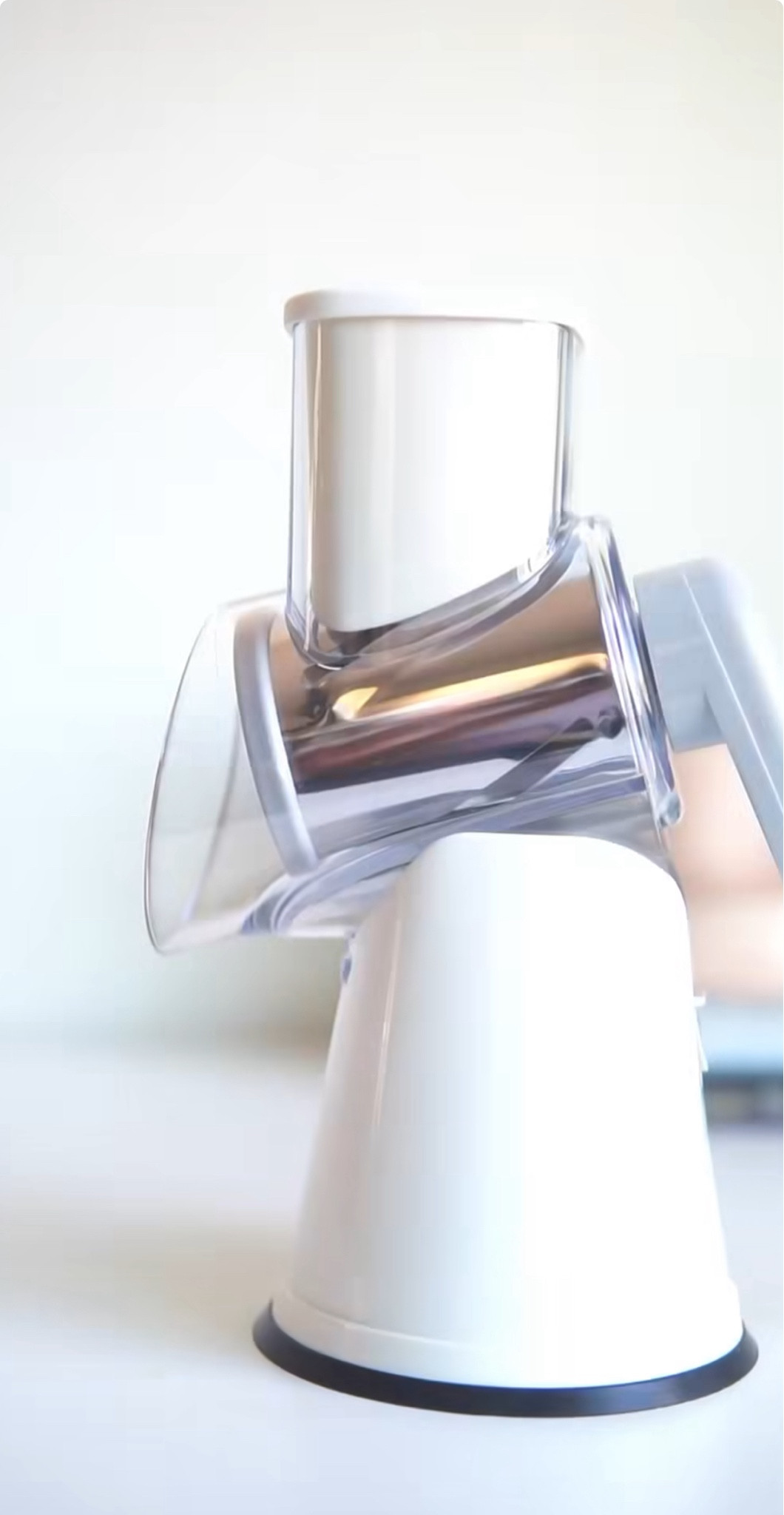 This is a must-have🤌🏼

#LTKGiftGuide #LTKFindsUnder50 #LTKHome