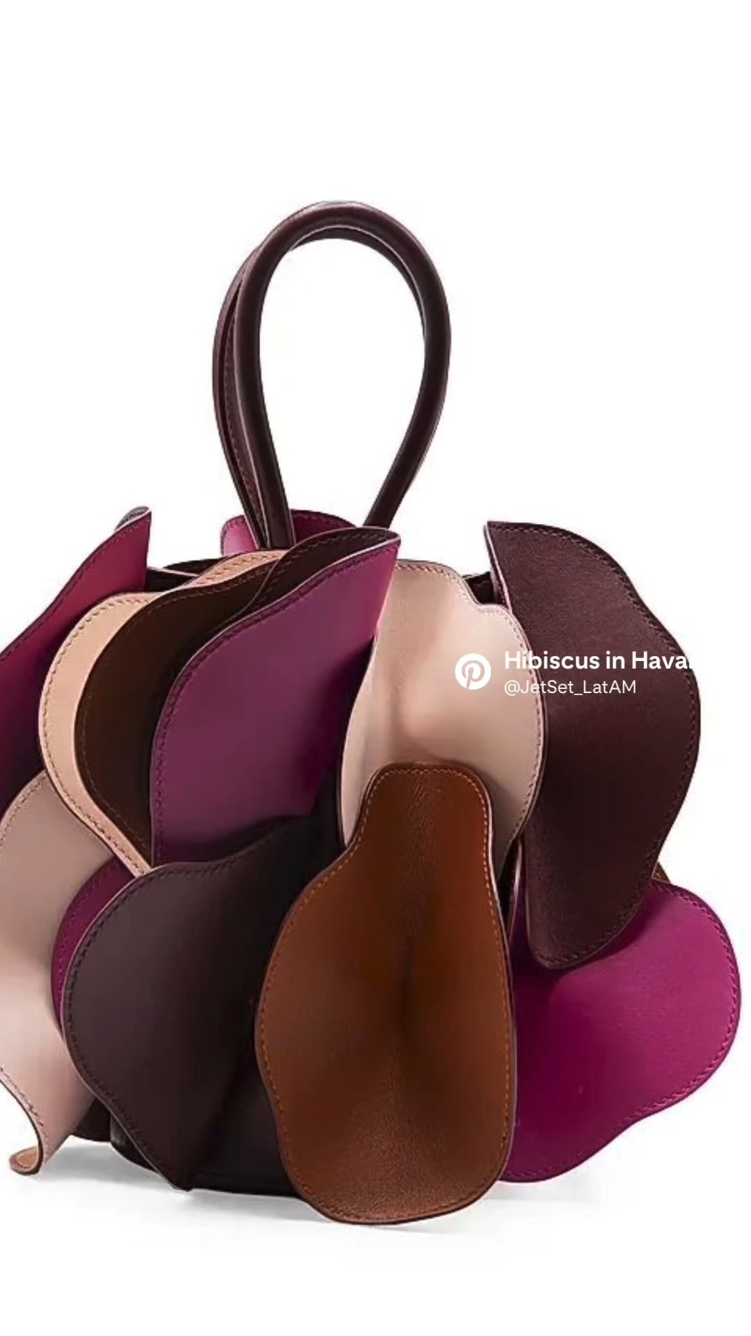 Farm Rio Flower Suede Bag in Merlot | Statement Resort Accessories

A sculptural statement bag inspired by tropical florals and old-world romance. The Farm Rio Flower Suede Bag in rich merlot feels like wearable art—perfect for resort evenings, destination dinners, and elevated warm-weather styling. A standout accessory for anyone drawn to bold femininity and quiet luxury details.

🌺 Save for vacation style inspiration & statement accessories.

#LTKSeasonal #LTKootd #LTKGiftGuide