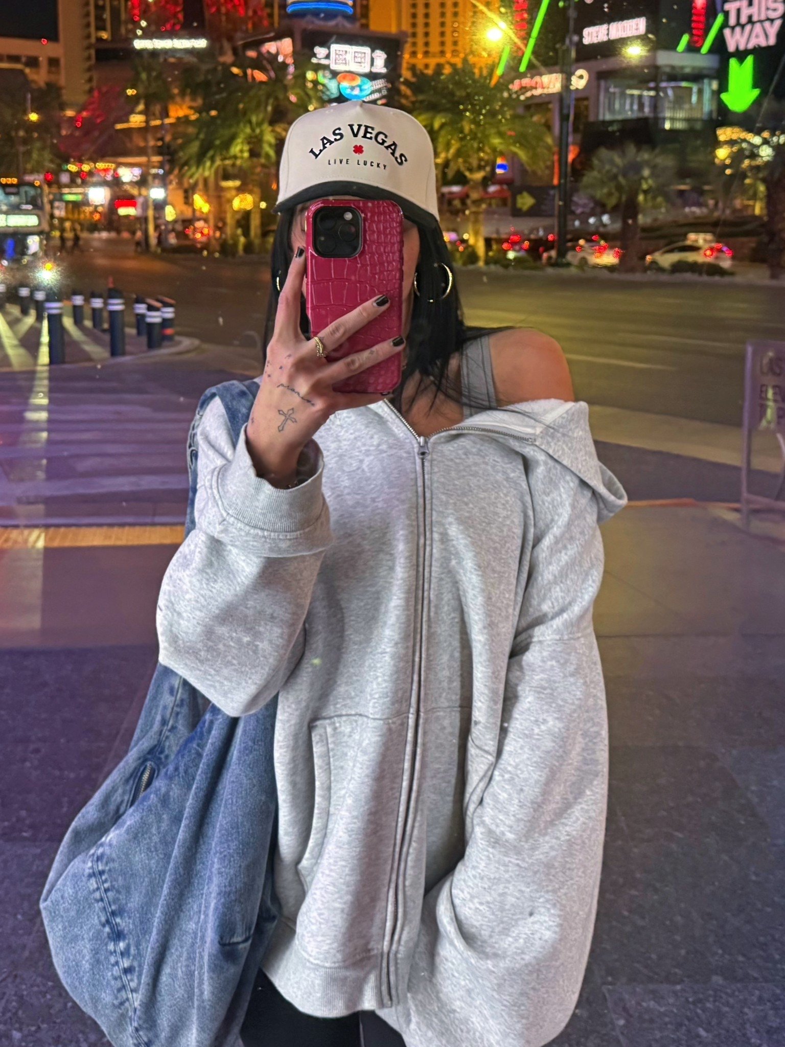 off-duty but make it exploring vegas! oversized zip up, hat, no effort but still that girl energy… this is my go-to airport / travel / running around outfit and it never misses. comfy, cute, and slightly unbothered >>> linked my exact pieces + similar for you 

#LTKootd #LTKdayinmylife #LTKgrwm