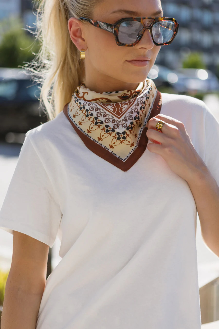 Crunching Leaves Scarf | Vestique