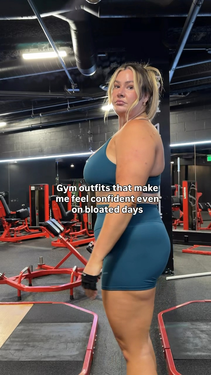 My workout outfit of the day!! Wearing an XL

#LTKfitnessgoals #LTKMidsize #LTKootd