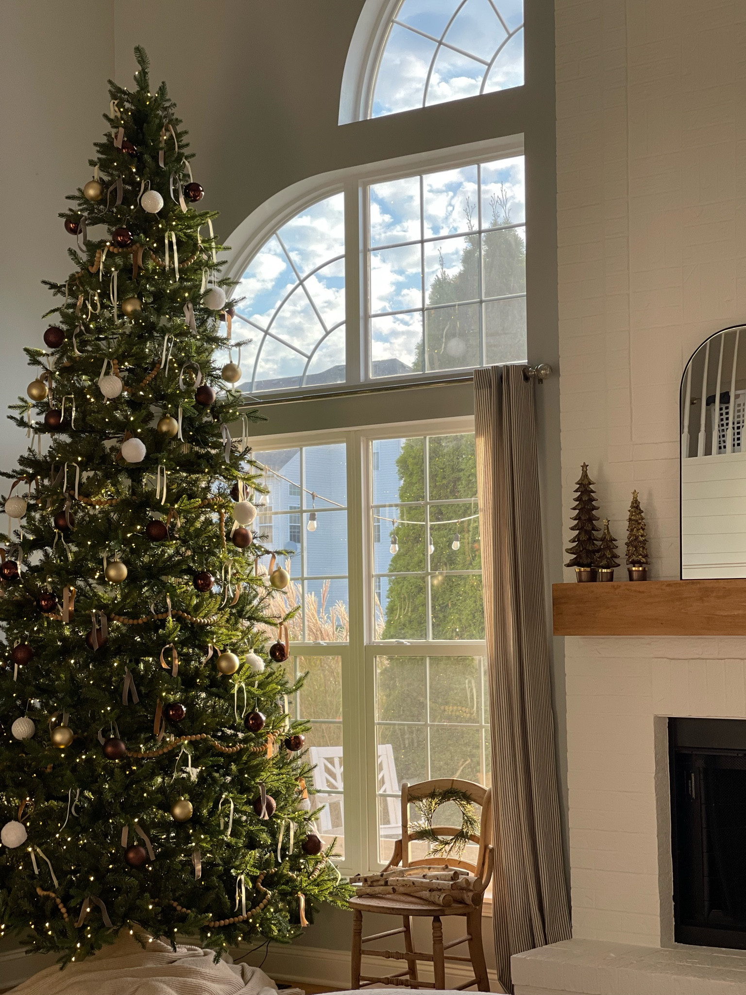 Christmas, decor, tree, holidays, Christmas tree, holiday decor, neutral decor, cozy living, Studio McGee, Target, Pottery Barn, ornaments, velvet ribbon

#LTKHoliday #LTKSeasonal #LTKhome