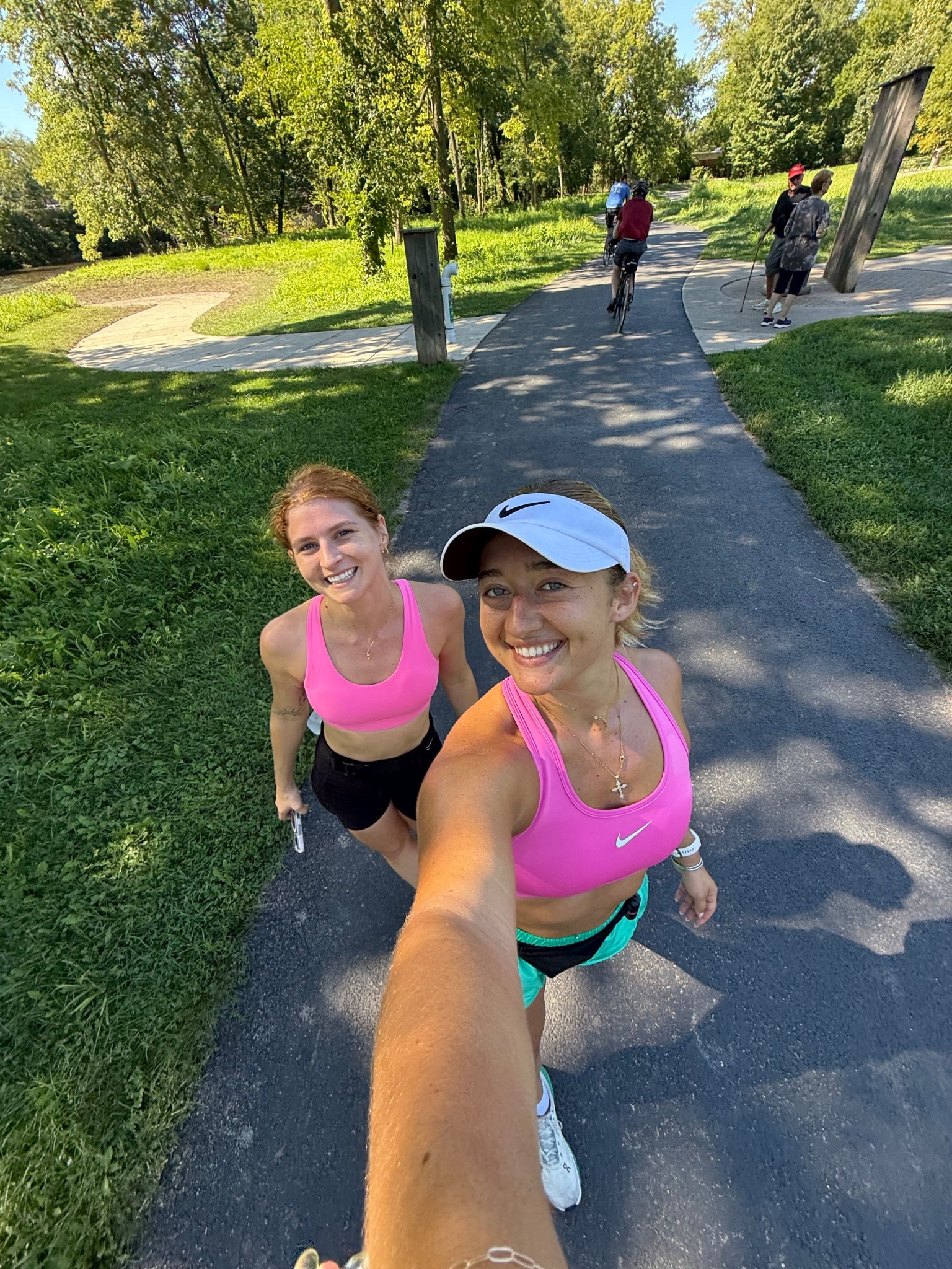 Running. Running clothes. Race outfit. Lululemon. Half marathon. Marathon.