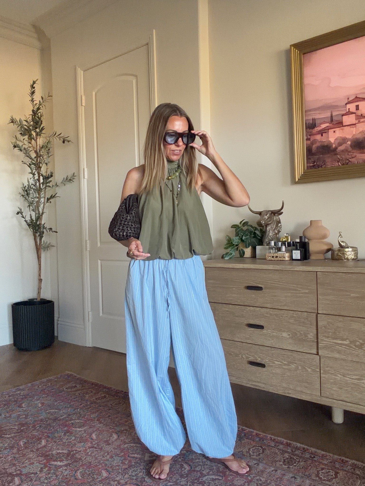 H&M top and pants size xs

#LTKootd #LTKgrwm