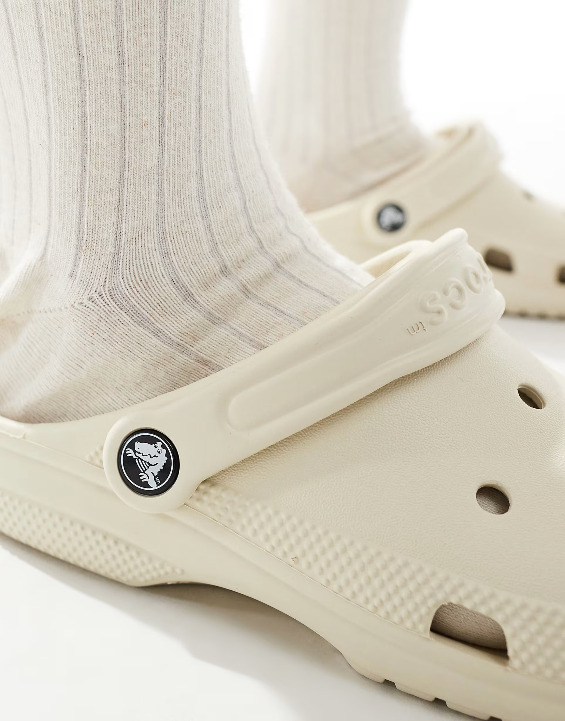 Crocs Unisex Classic clogs in bone | ASOS | ASOS (Global)