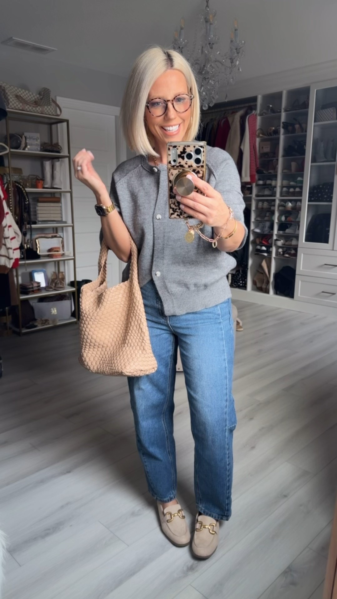 A cashmere blend cardigan is a spring closet must have!!! Classic, chic, and trendy all in one piece!!
⬇️⬇️⬇️
Cardigan Small
Jeans size 6 
Shoes TTS

#LTKOver40 #LTKSpringSale #LTKSaleAlert