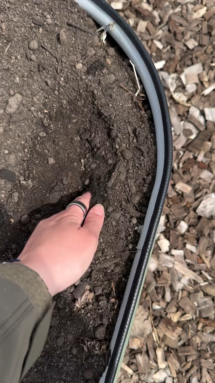 I love planting 🌱

#gardener #planting
