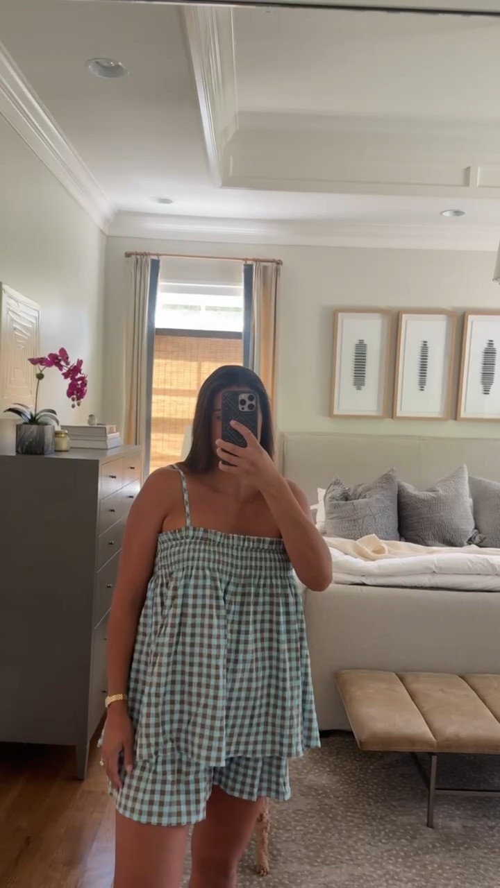 Two piece set 🩵🤎

got a large for my bump but could stay true to size!

gingham set, gingham sets, bump friendly clothing, pjs, sleepwear, homewear, comfy outfits, Grace White

#LTKootd #LTKSeasonal #LTKgrwm