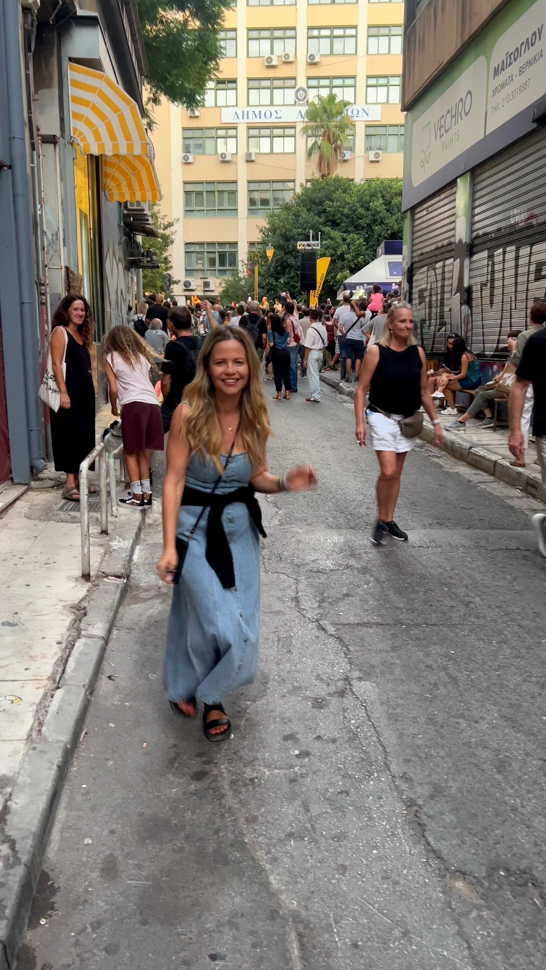 This denim long dress is a perfect stable to your wardrobe! 

#LTKSeasonal #LTKFallSale