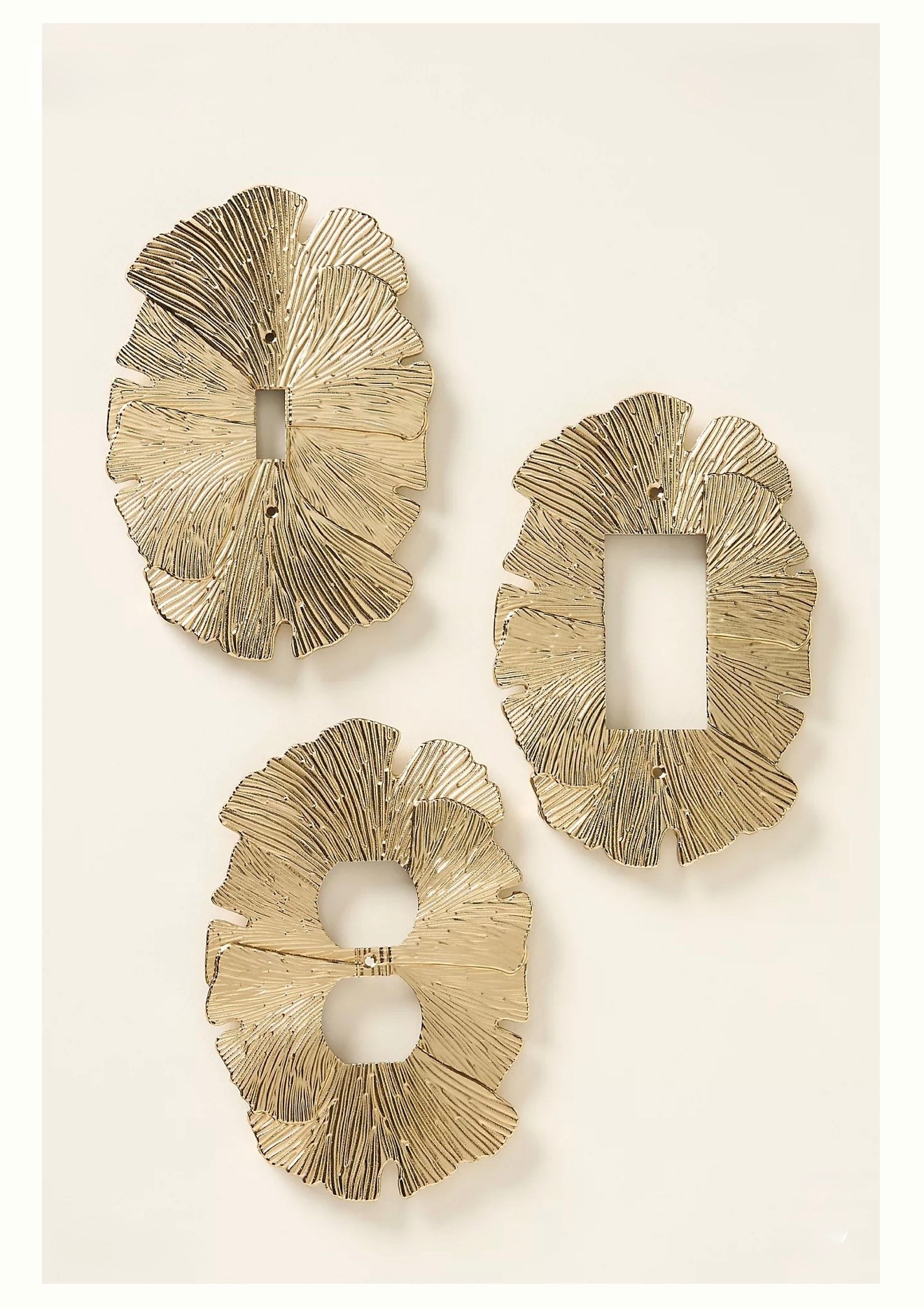 Ginkgo Leaf Switch Plate


#LTKHoliday #LTKGiftGuide #LTKHome