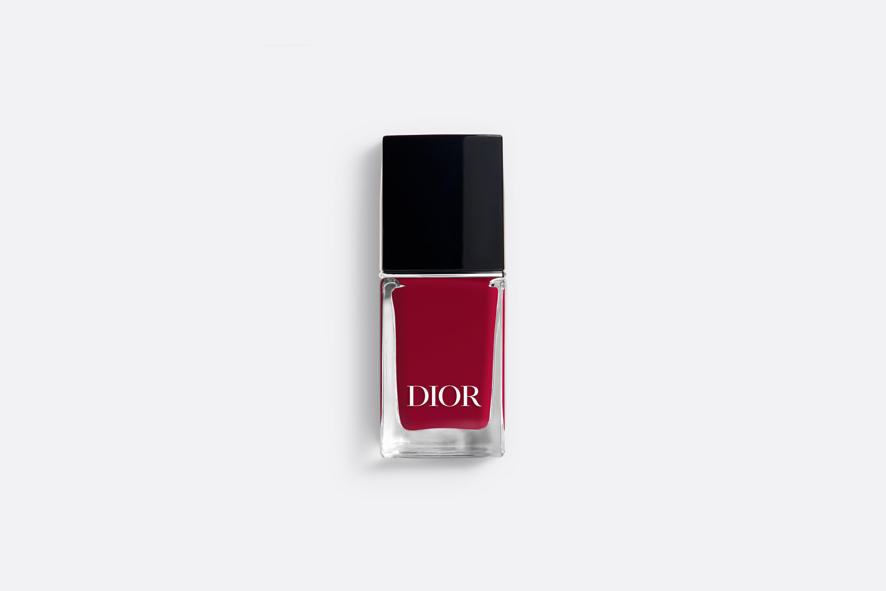 Dior Vernis: Glossy Nail Polish & Longwear Gel Effect | Dior Beauty (US)
