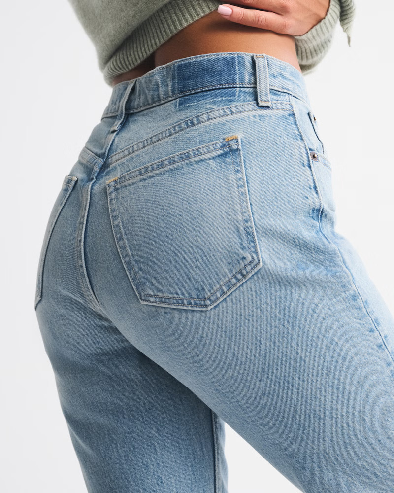 Curve Love Ultra High Rise 90s Straight Jean | Abercrombie & Fitch (US)