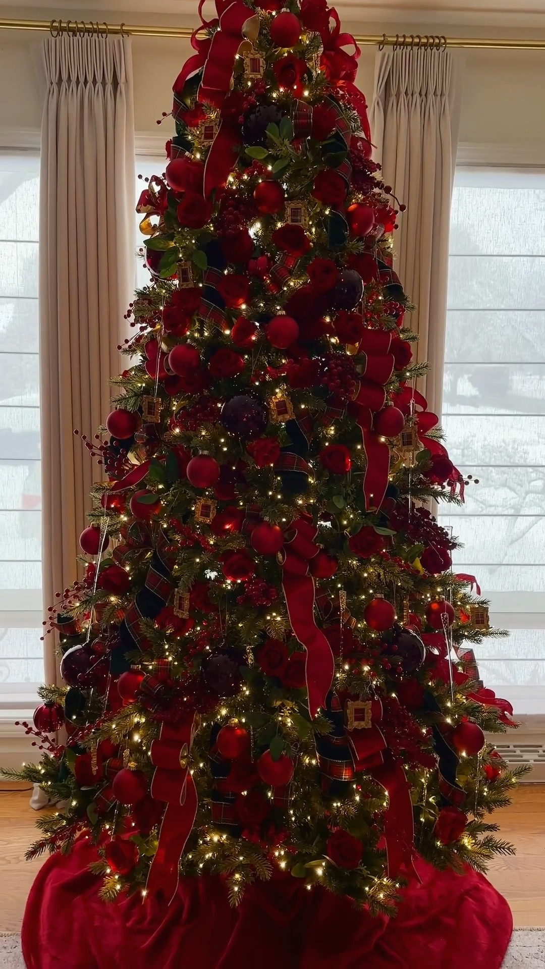 Classic Christmas Tree