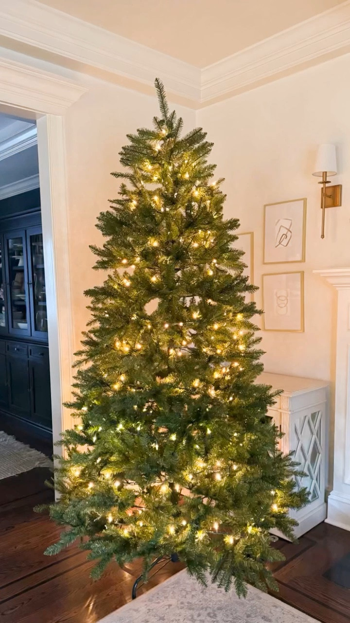 King of Christmas tree sale! Amazing artificial Christmas trees on sale 

#LTKHome #LTKSeasonal #LTKHoliday