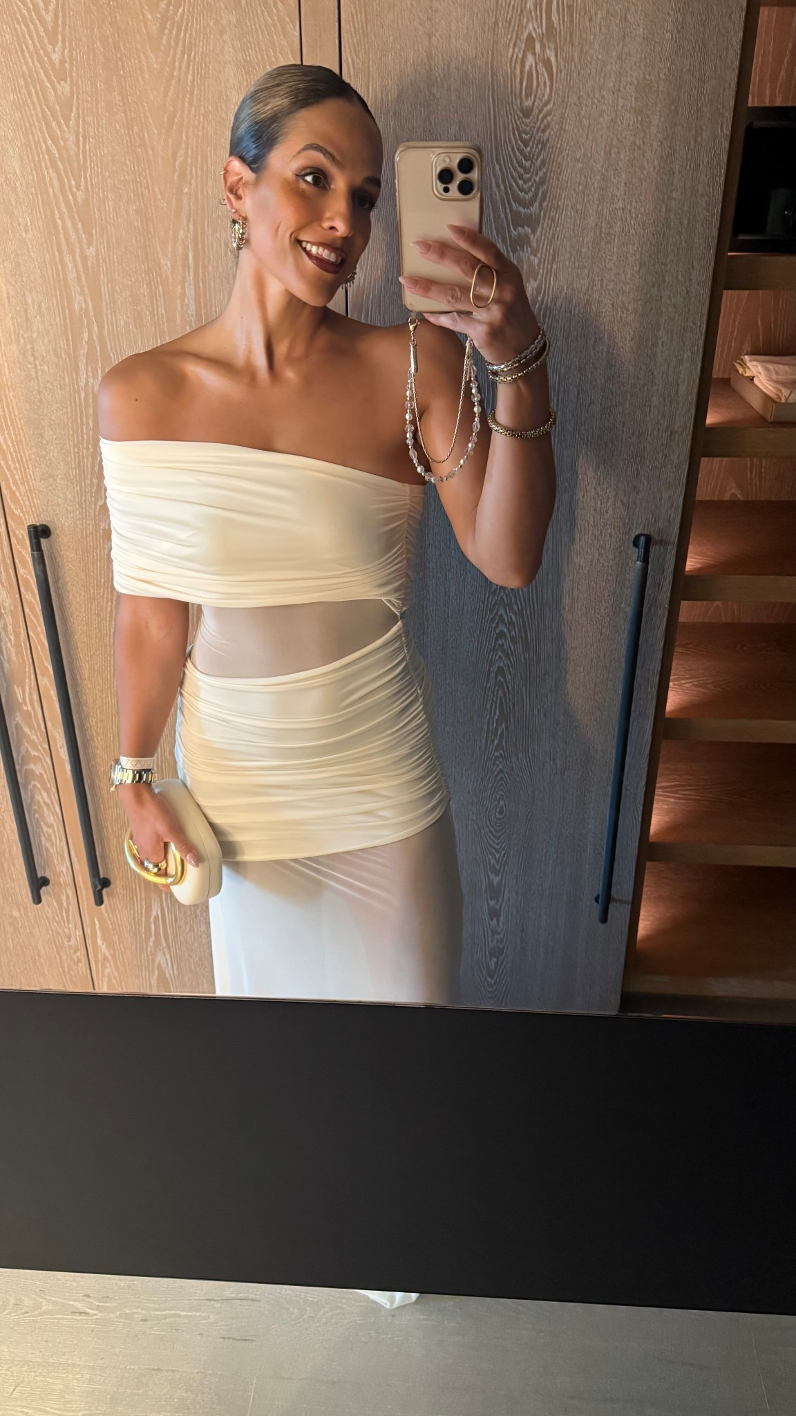 This dress was a dream, doesn’t break the bank, and comes in multiple colors - win, win, WIN!

I wore a size small!