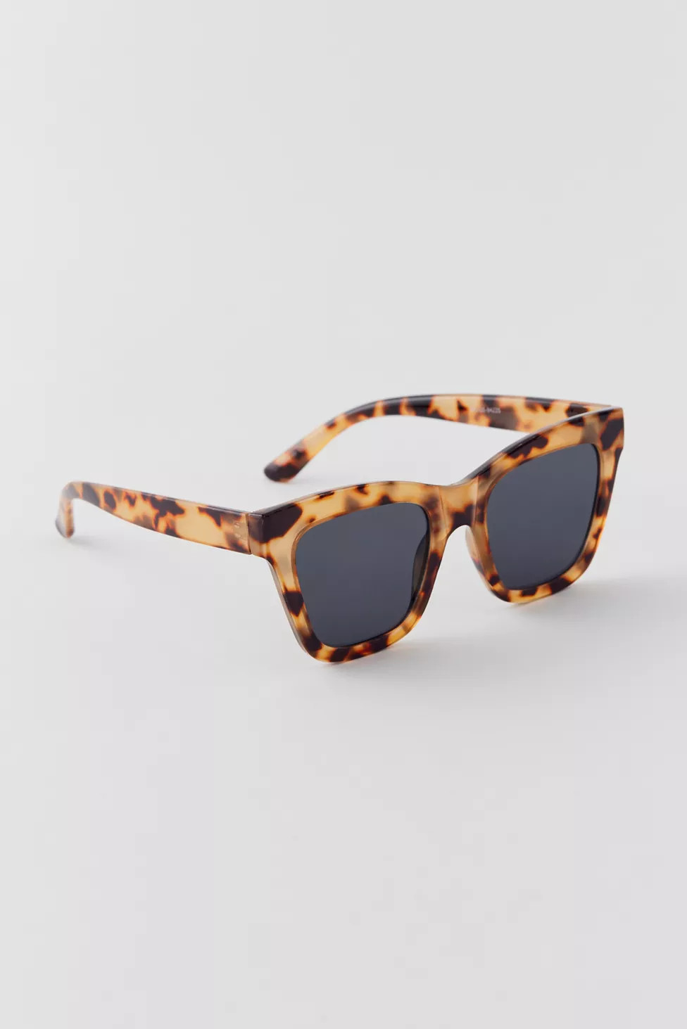 UO Essential Oversized Sunglasses | Urban Outfitters (US and RoW)