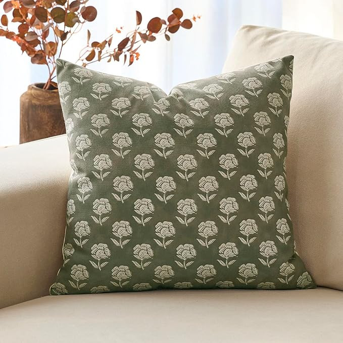 DOMVITUS Floral Pillow Covers 18x18 Throw Pillow Covers Decorative Farmhouse Block Floral Print V... | Amazon (US)