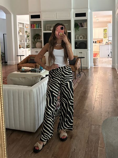 Wearing a small in the Amazon top (it comes in a million colors) pants are running low in zebra but have 6 other colors!! 