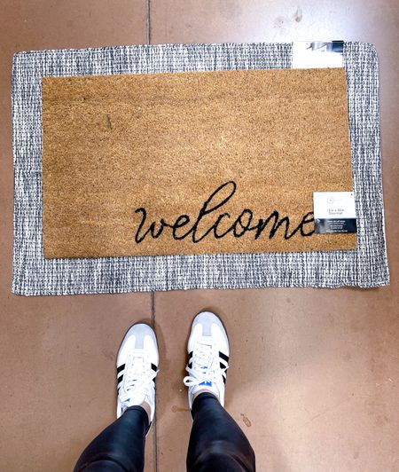 Walmart doormats under $10




Outdoor mat, outdoor doormat, Walmart home finds, outdoor decor, welcome mat, welcome doormat, outdoor layering rug 

#LTKfindsunder50 #LTKSeasonal #LTKhome