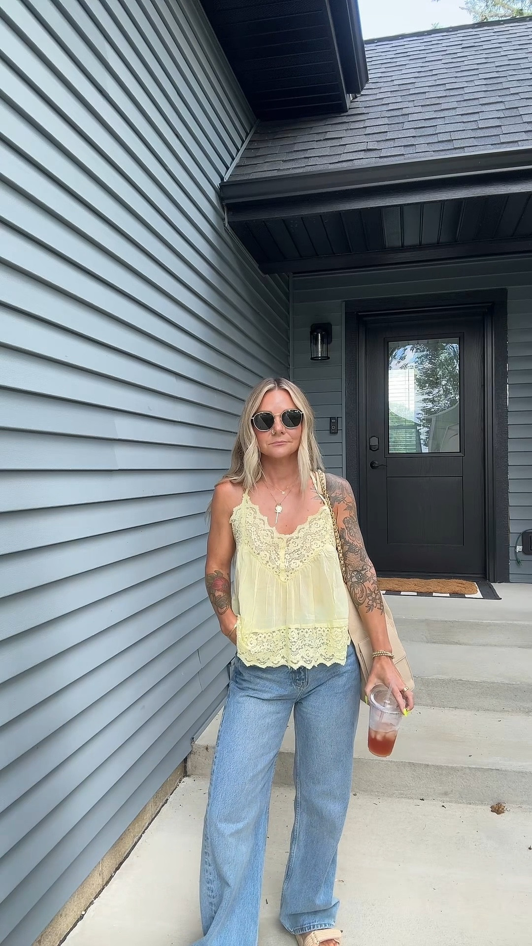 Are we still wearing butter cream? 💛

Jeans are a size 25 & top is XSmall.
Bag is 25 Large Bag
Option #8 premium quality 40cm

#LTKShoeCrush #LTKItBag #LTKStyleTip