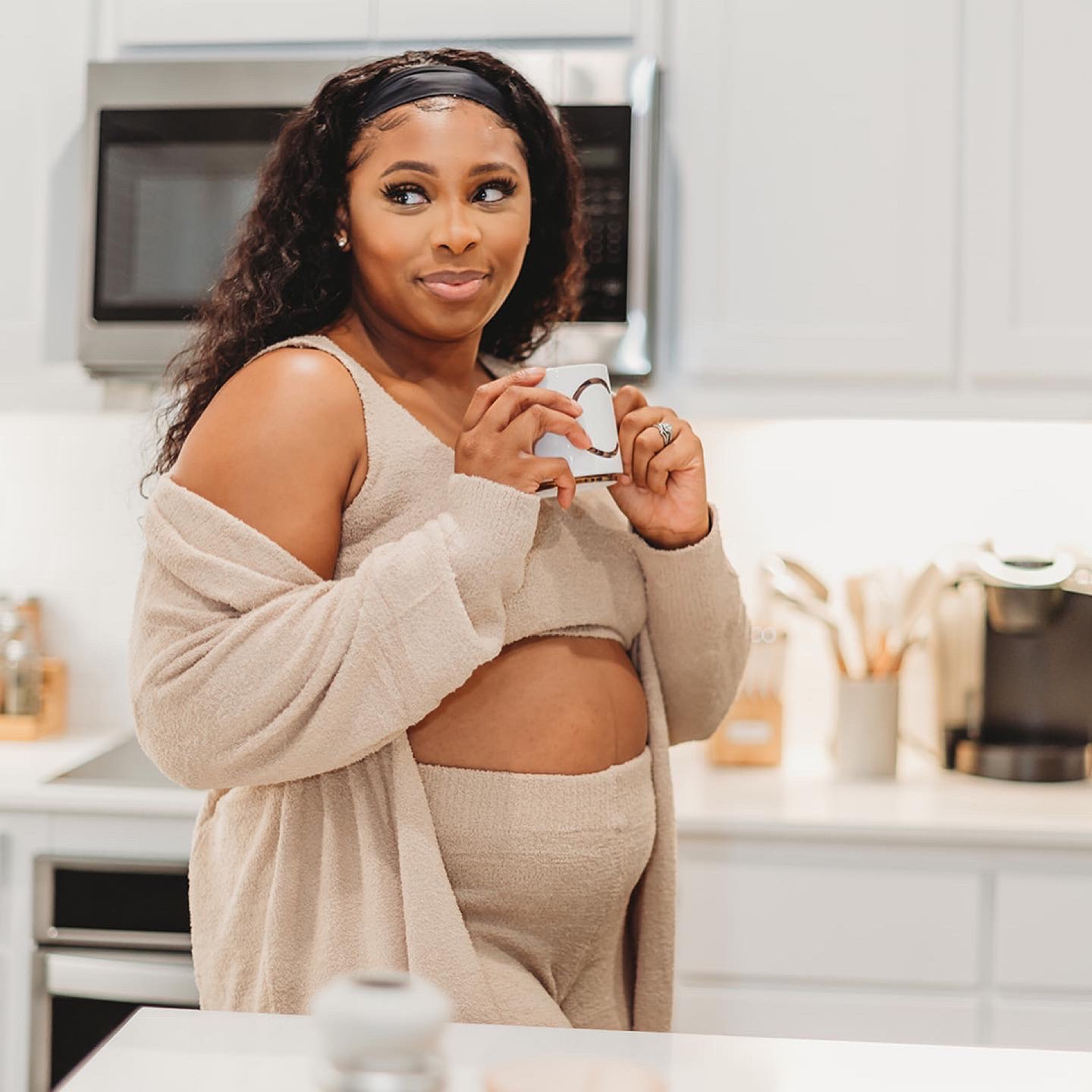 Fall maternity cozy lounge set. 

#LTKbump #LTKFind #LTKSeasonal